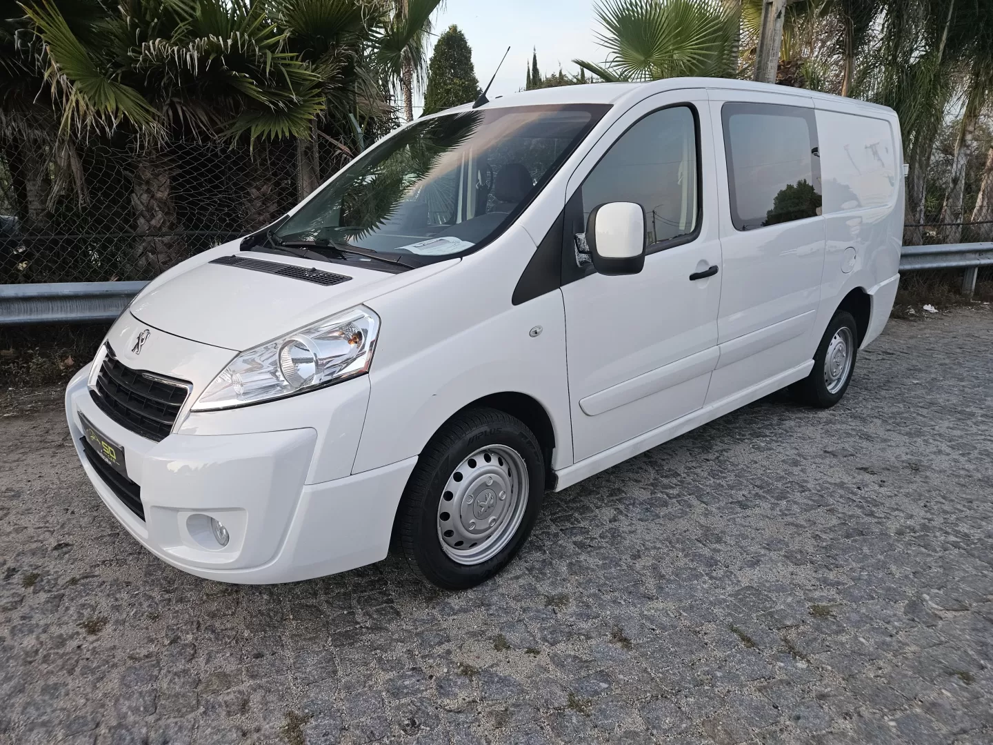 Peugeot  Expert 6 lugares