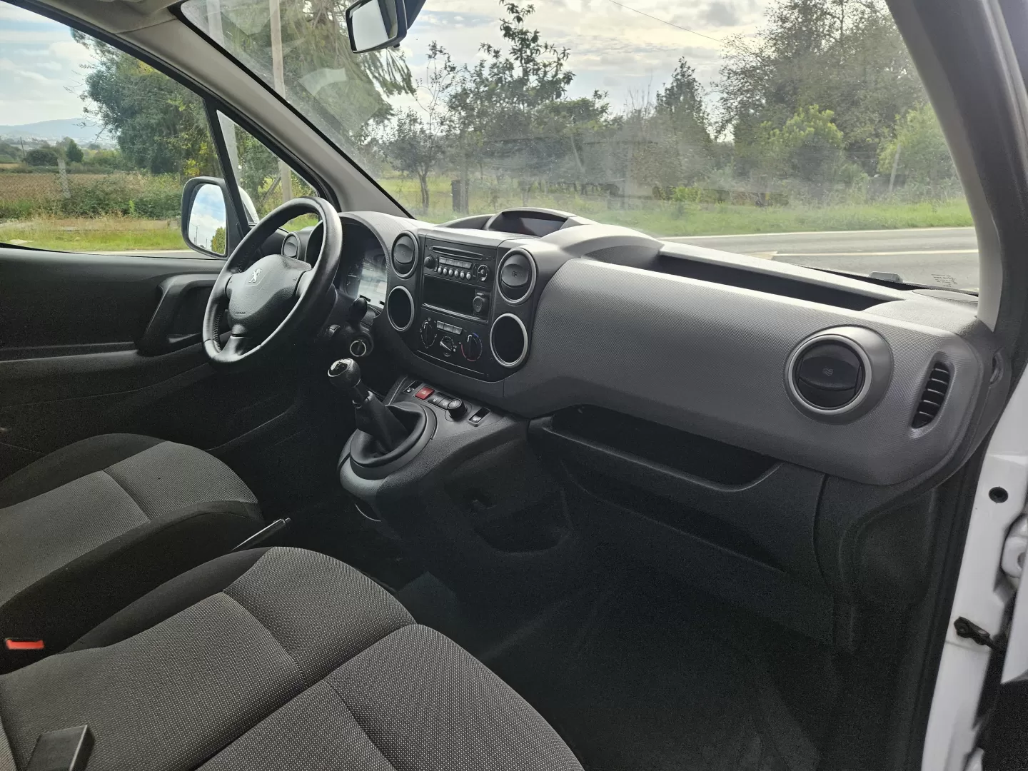 Peugeot  Partner - foto 8