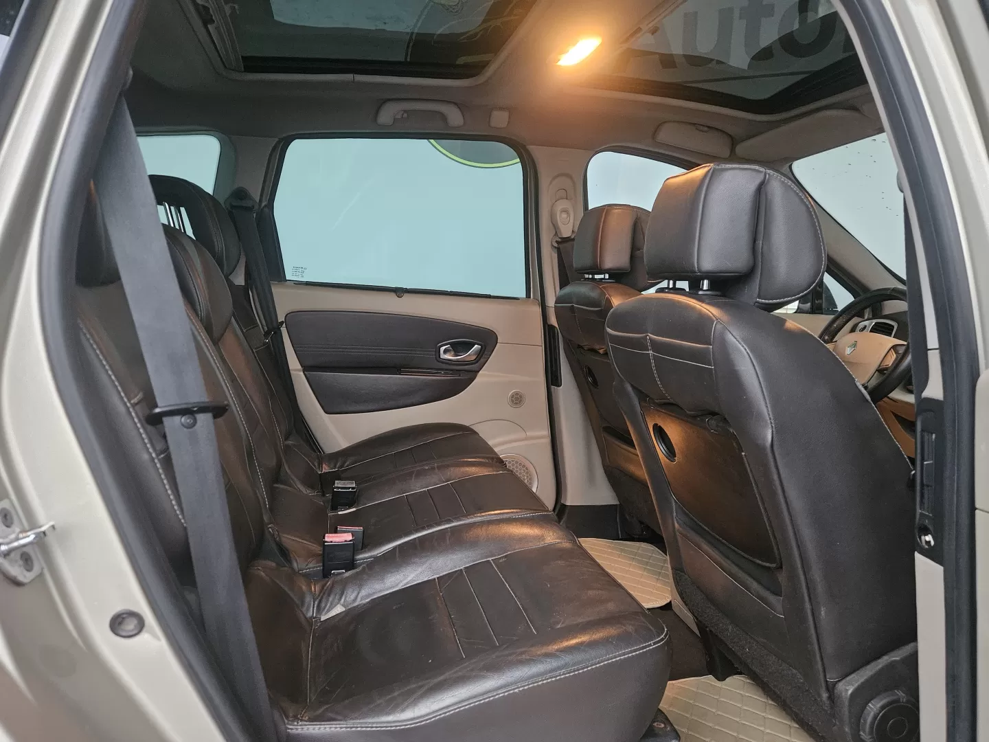 Renault Grand Scénic 1.5 dCi Bose Edition 7L - foto 5