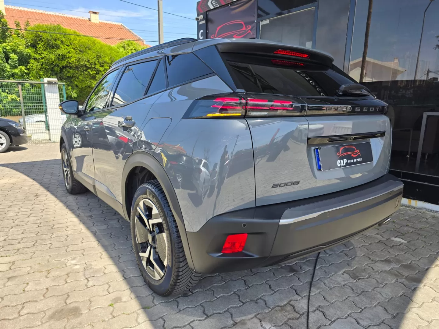 Peugeot 2008 1.5 BlueHDi Allure Pack EAT8 - foto 3