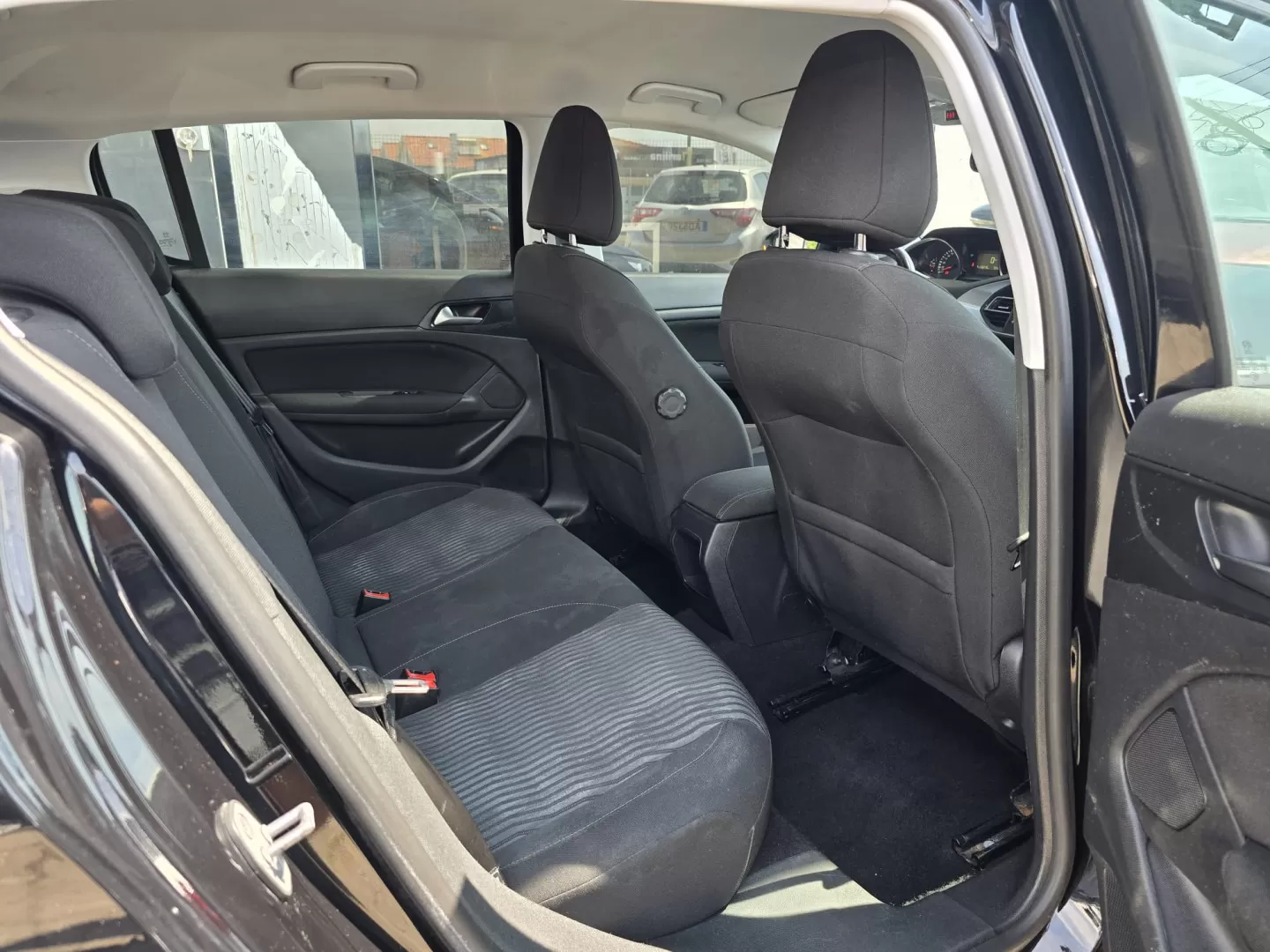 Peugeot 308 1.2 PureTech Style - foto 8