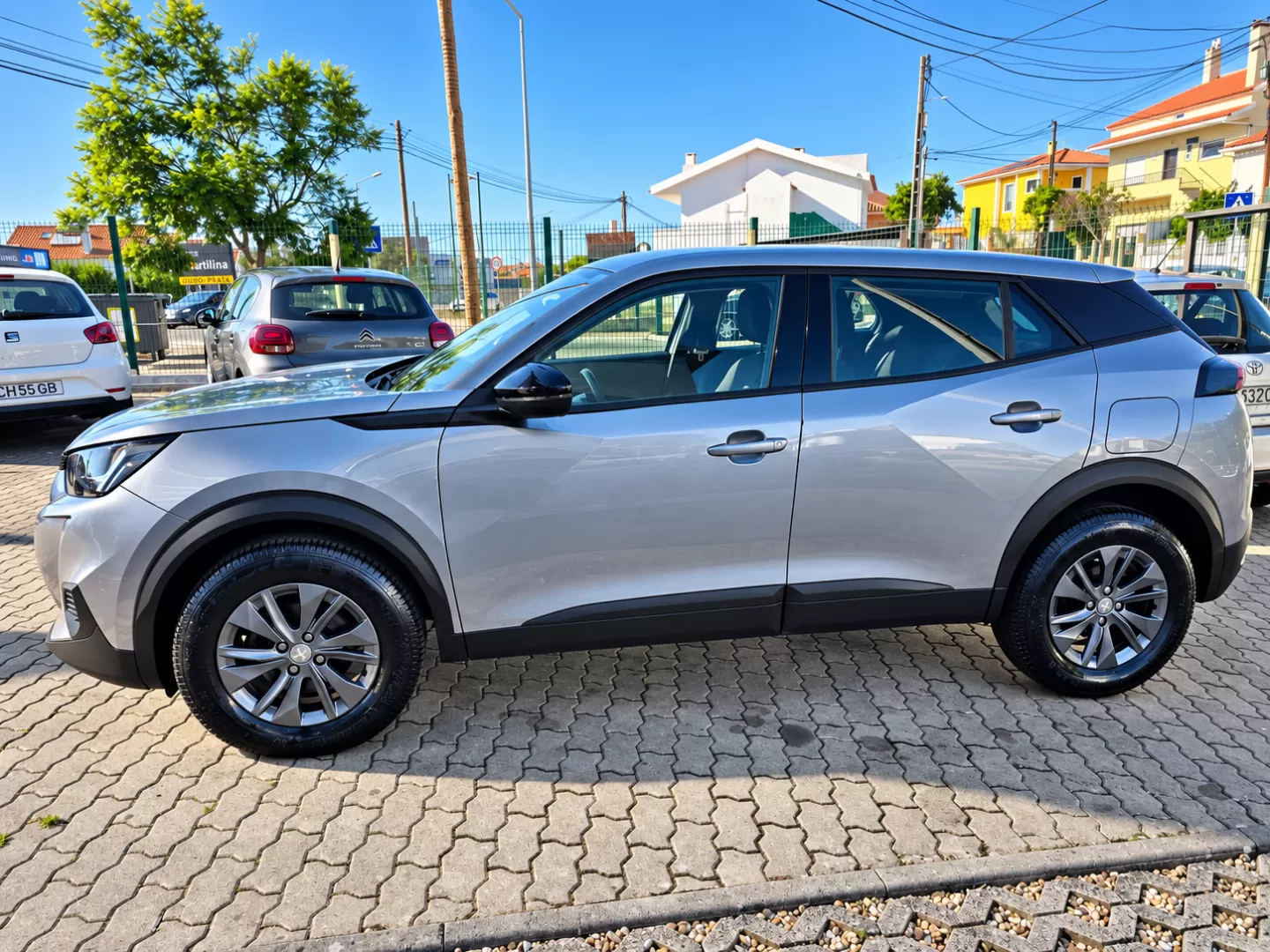 Peugeot 2008 PureTech 130 EAT8 Active Pack - foto 8