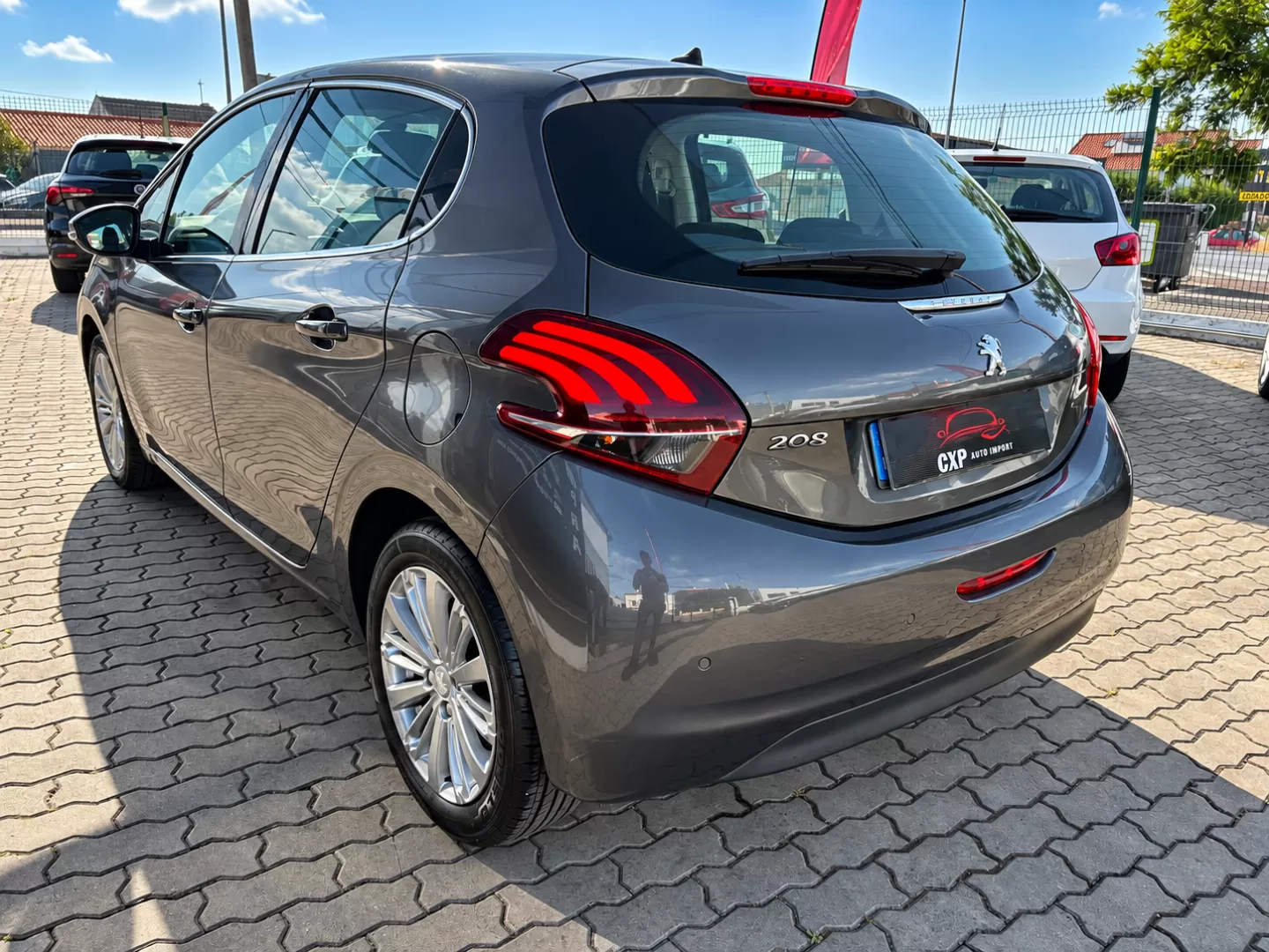 Peugeot 208 1.2 PureTech Allure