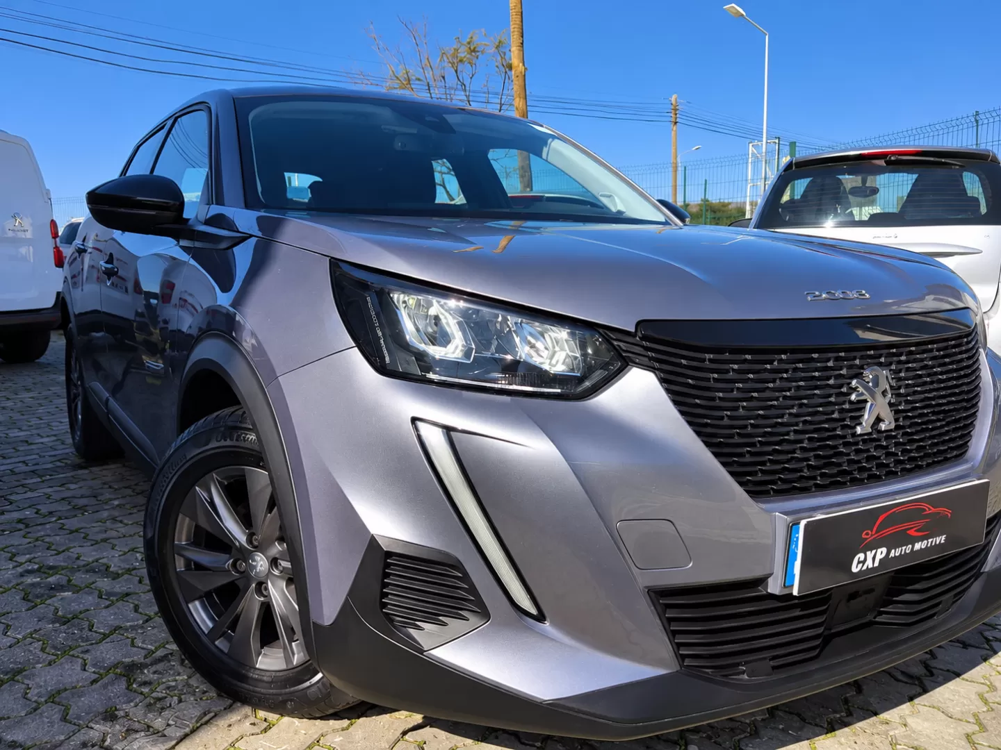 Peugeot 2008 PureTech 130 EAT8 Allure Pack - foto 3