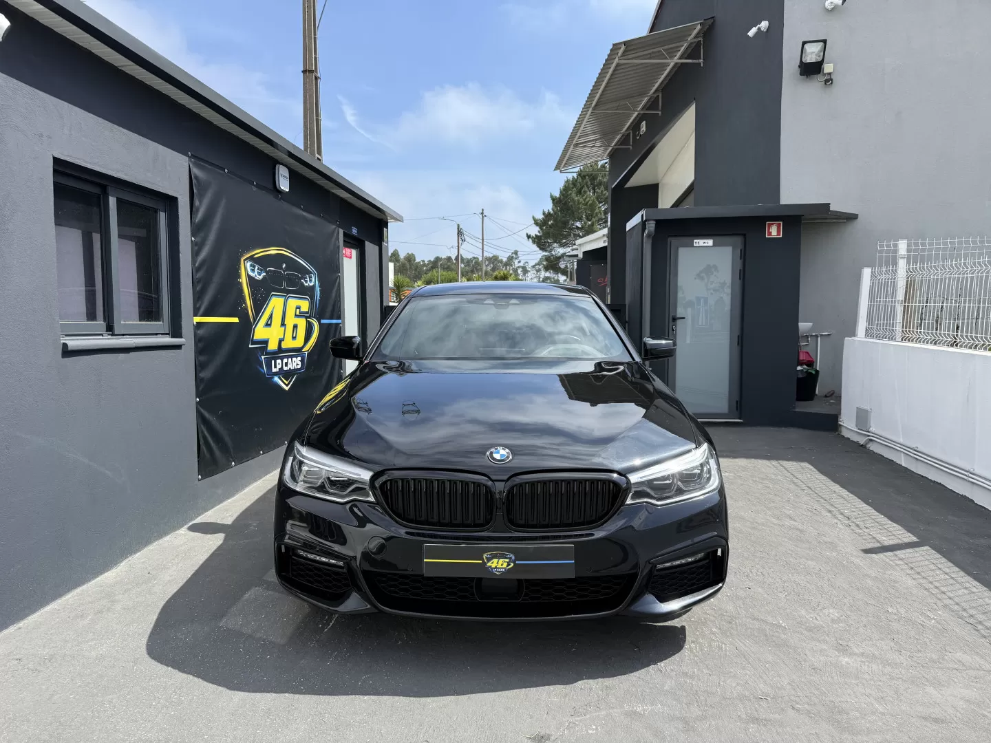 BMW 520 d Pack Desportivo M Auto - foto 2