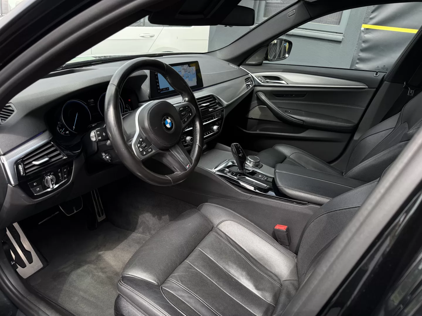 BMW 520 d Pack Desportivo M Auto - foto 7