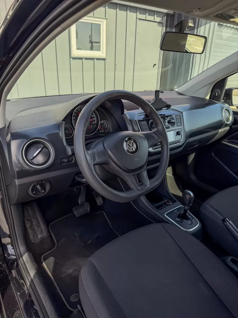 VW Up 1.0 BlueMotion High Auto - foto 7