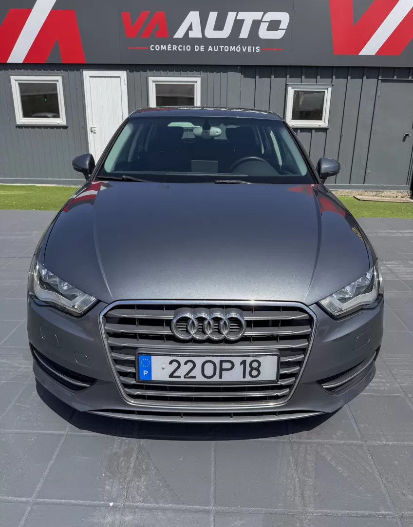 Audi A3 Sportback 1.6 TDI Advance Ultra - foto 2
