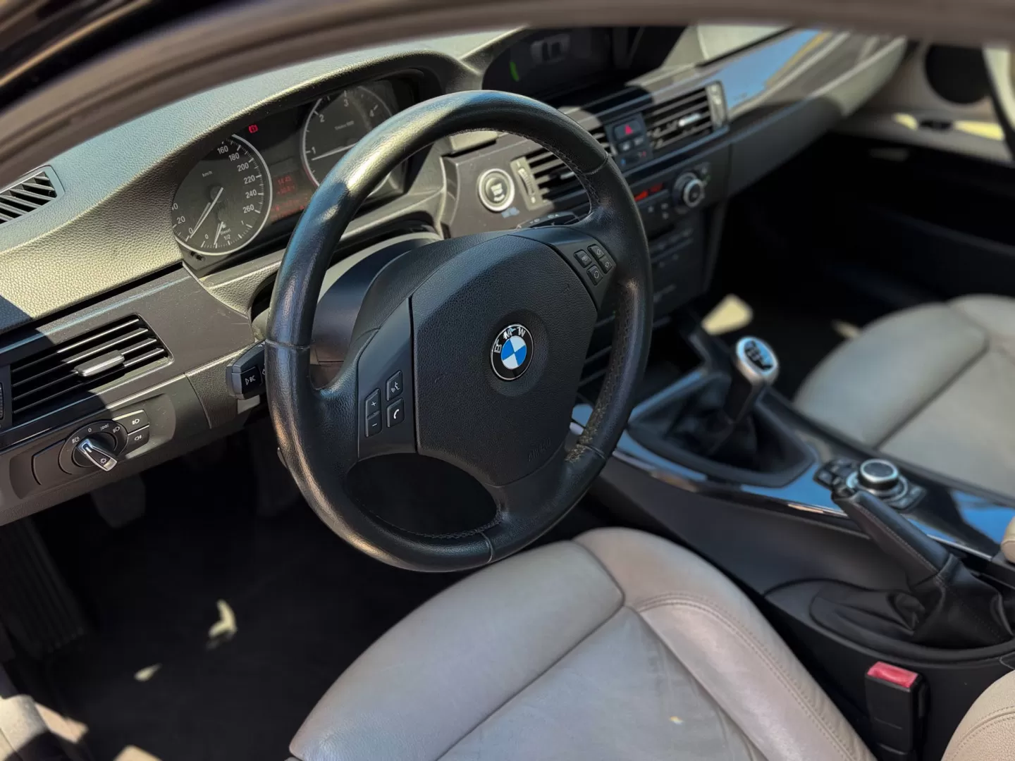BMW 320 d Line Luxury - foto 7