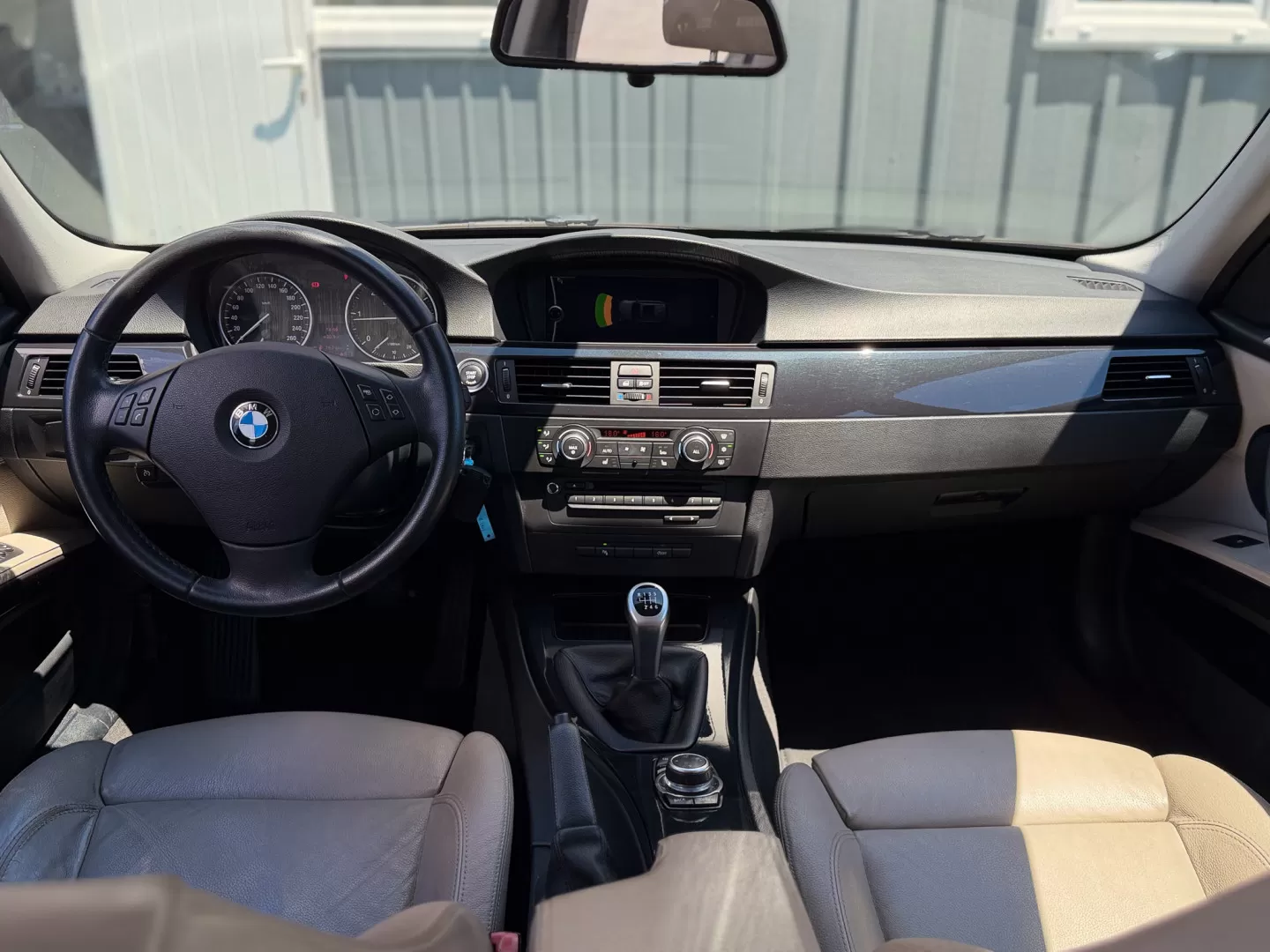 BMW 320 d Line Luxury - foto 8