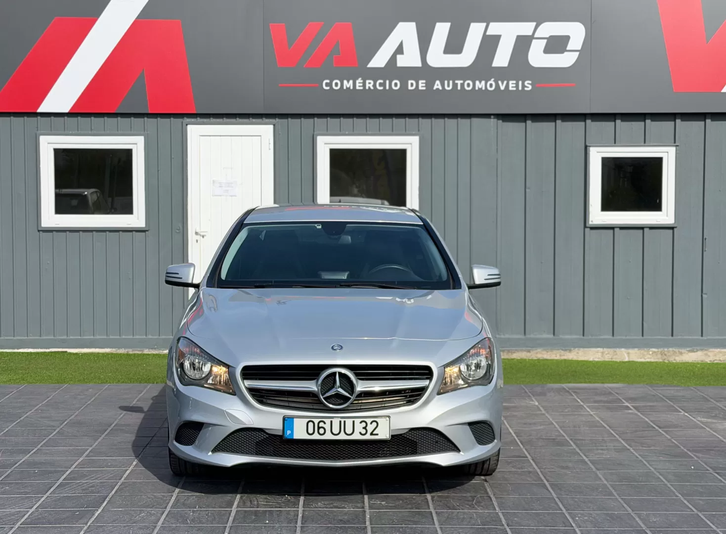 Mercedes-Benz CLA 200 CDI Urban - foto 2