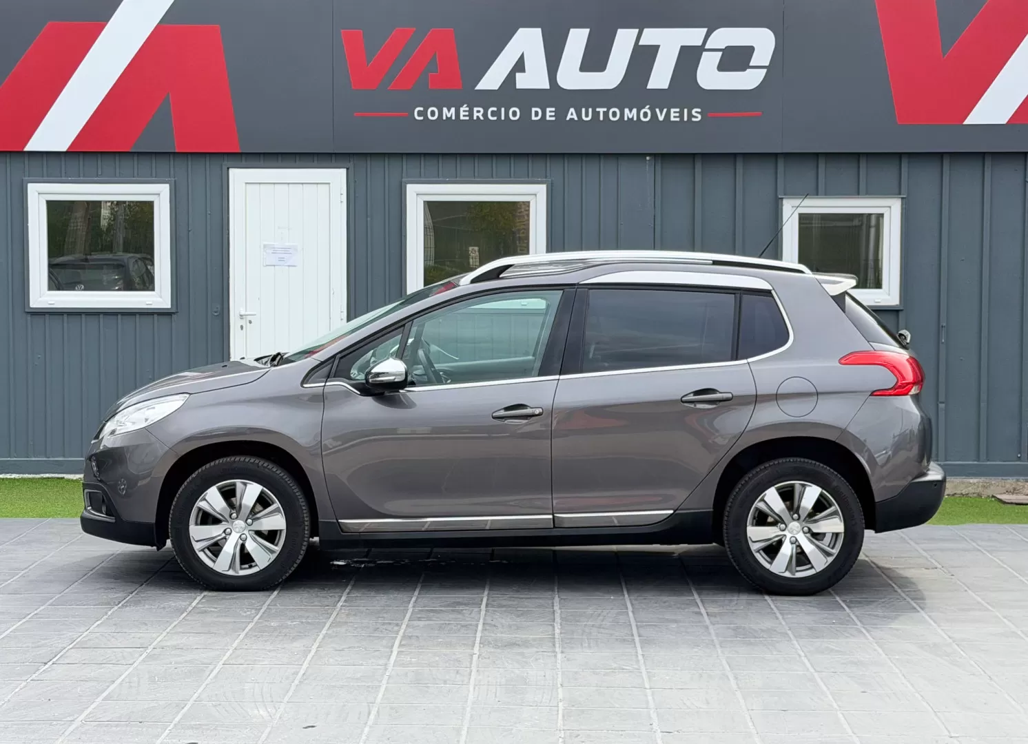 Peugeot 2008 1.6 e-HDi Allure - foto 6