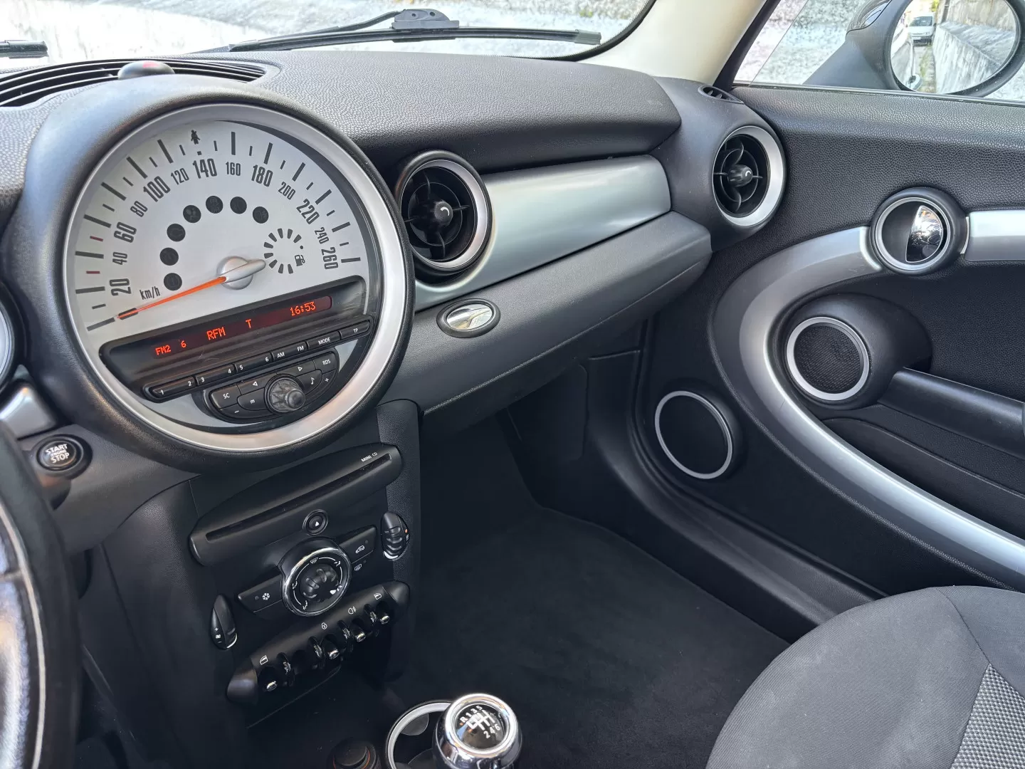 MINI Cooper Cooper D - foto 8
