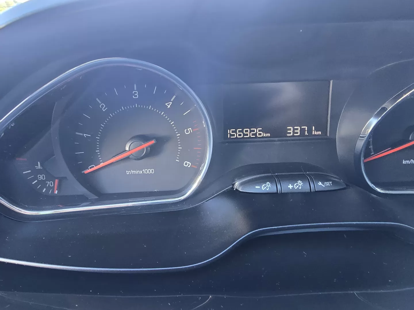 Peugeot 208 1.6 e-HDi SE Style - foto 6