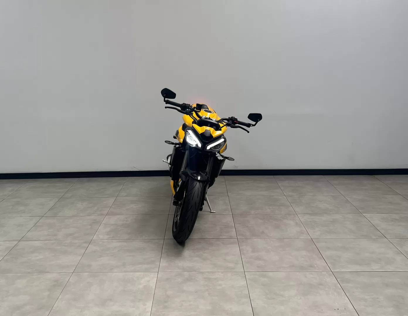 Triumph Street Triple 765 RS - foto 2