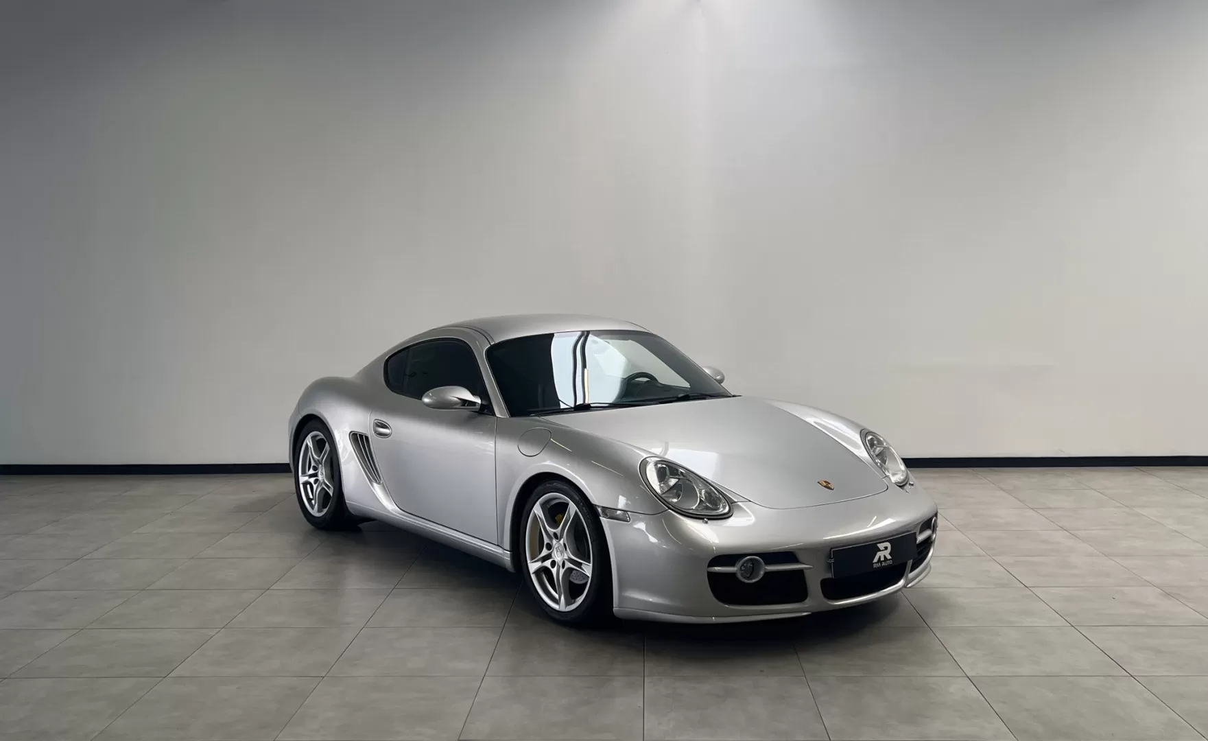 Porsche Cayman 2.7