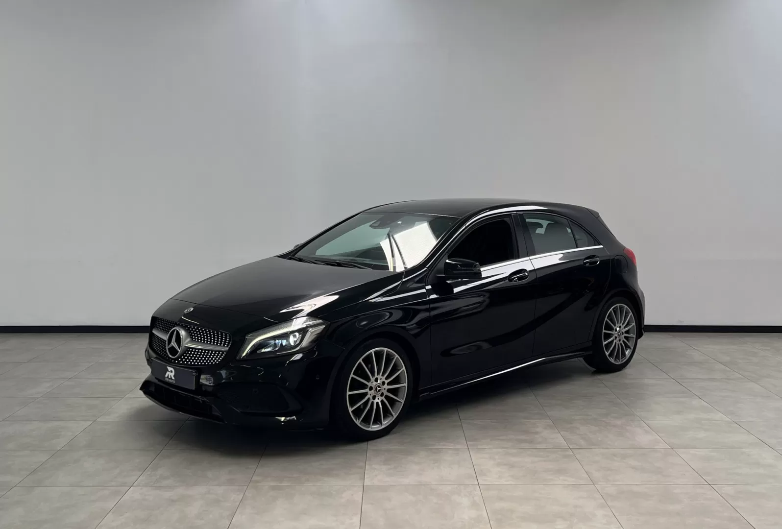 Mercedes-Benz A 180 d AMG Line - foto 3