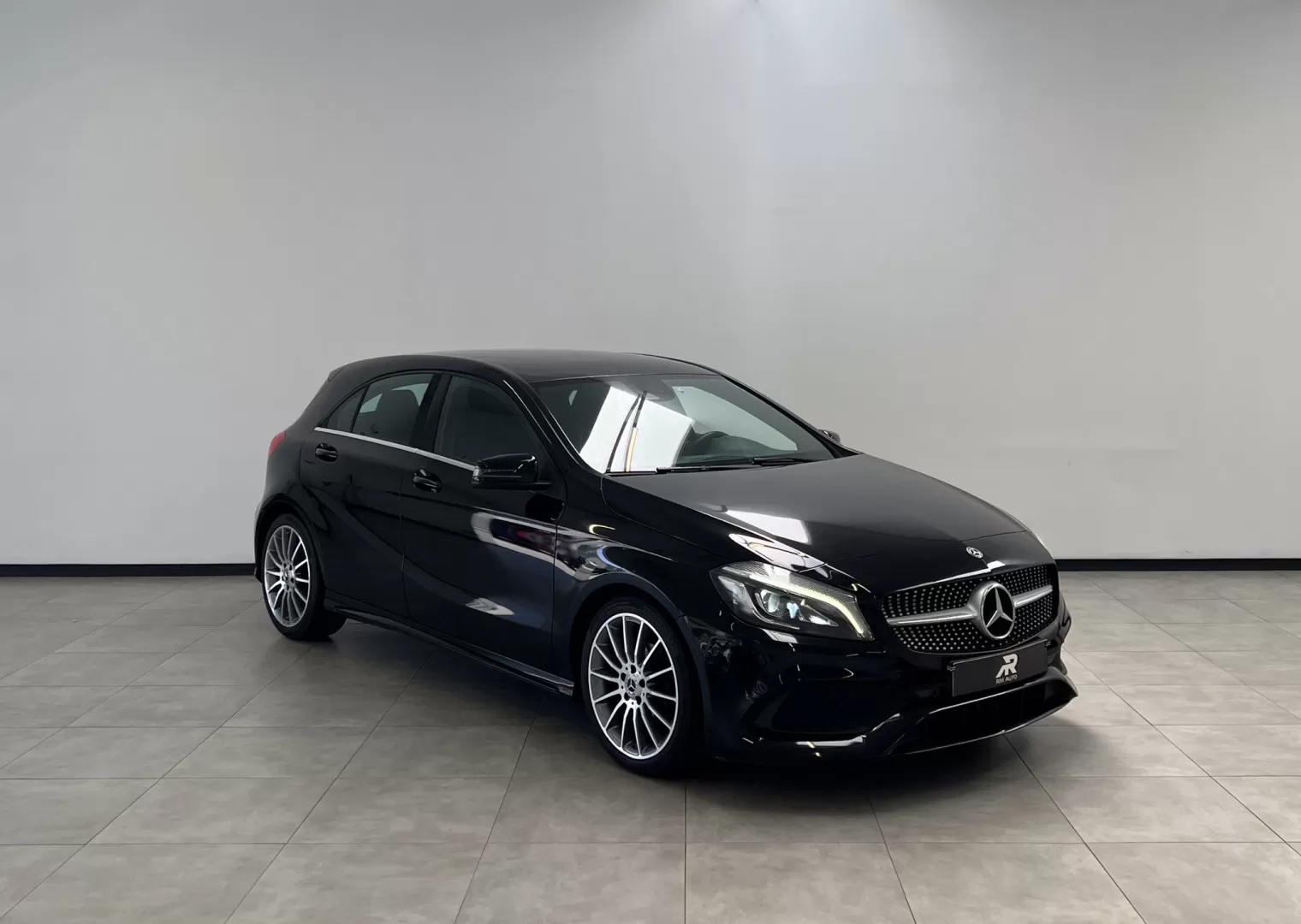 Mercedes-Benz A 180 d AMG Line