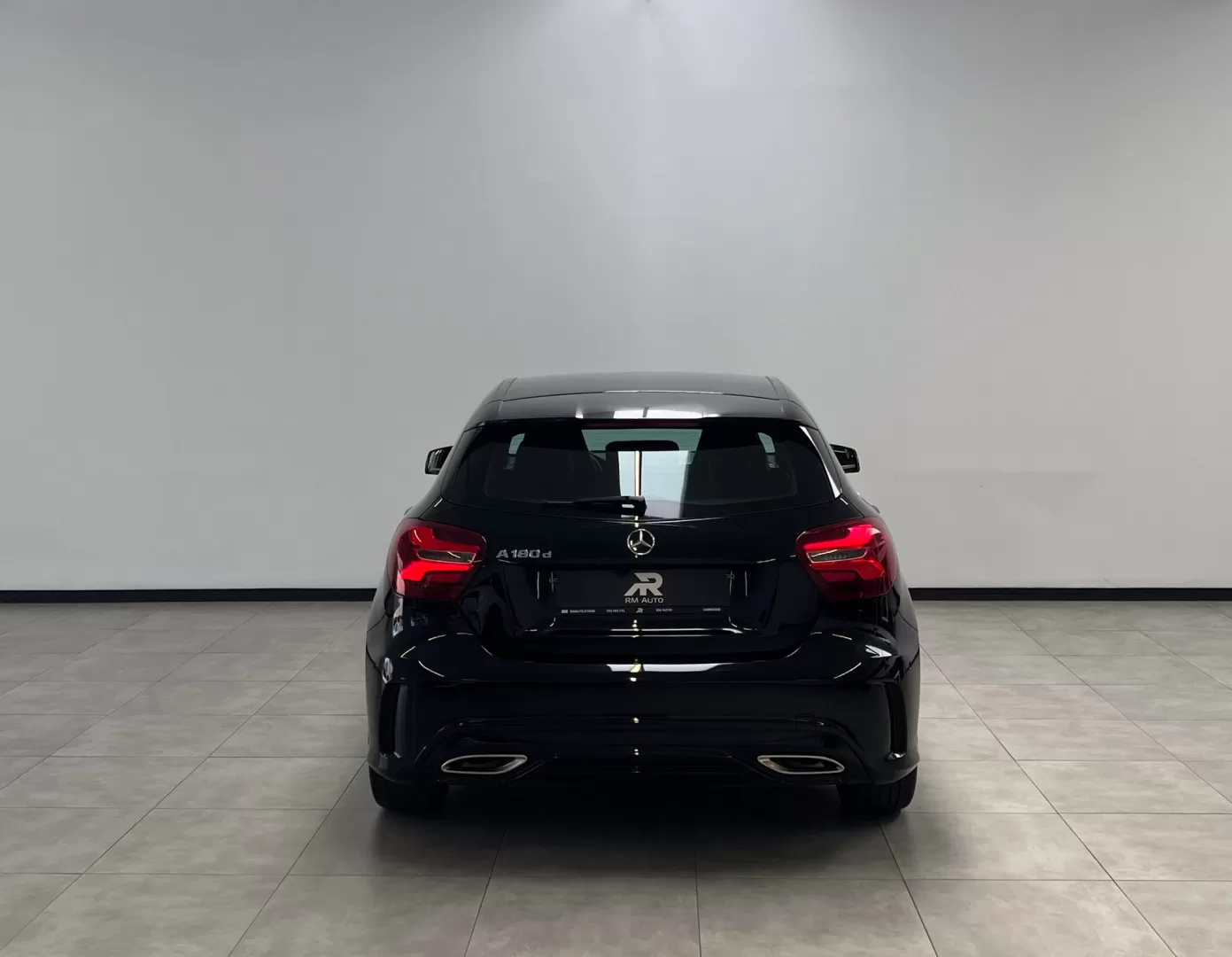 Mercedes-Benz A 180 d AMG Line - foto 6