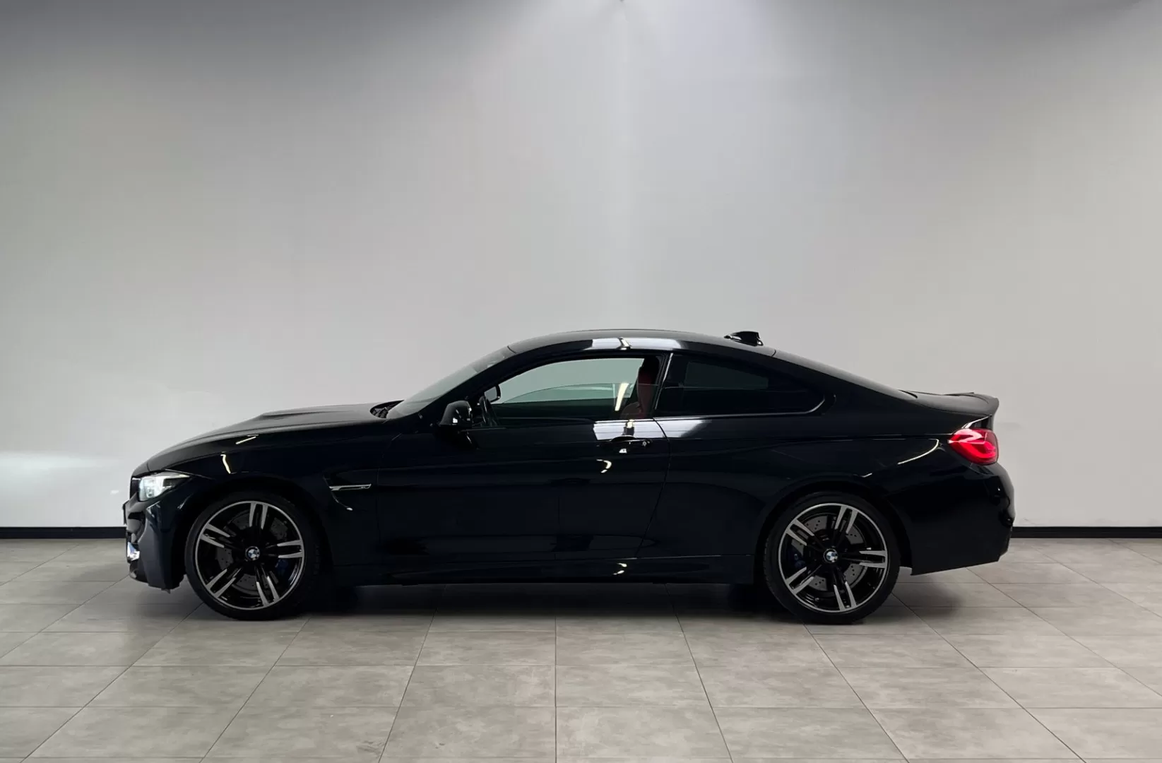 BMW M4 Auto - foto 4