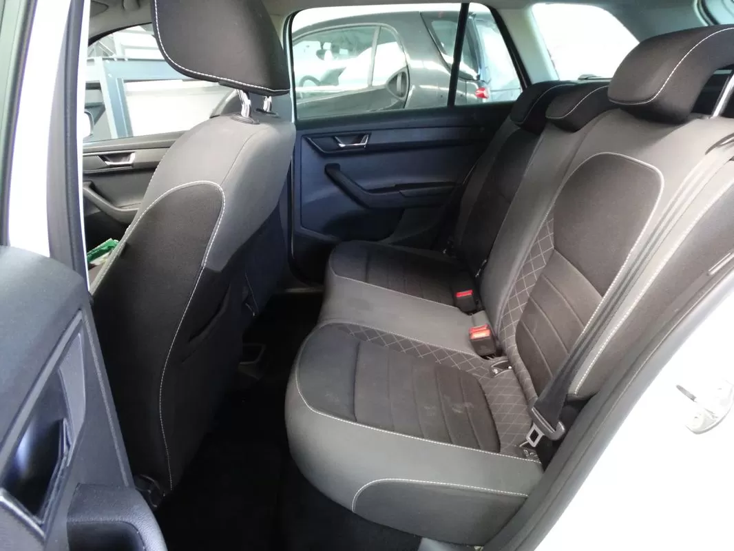Skoda Fabia Break 1.0 TSI Style - foto 7