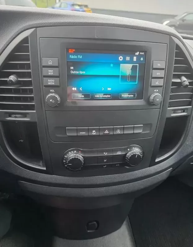 Mercedes-Benz  Vito Furgão Longo 114CDI - foto 3