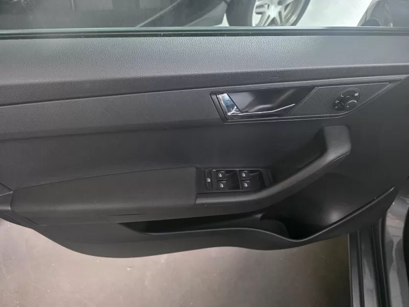 Skoda Fabia Break 1.0 TSI Style DSG - foto 2