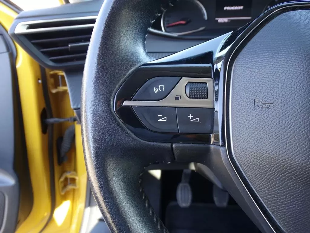 Peugeot 208 1.5 BlueHDi Active Pack - foto 3