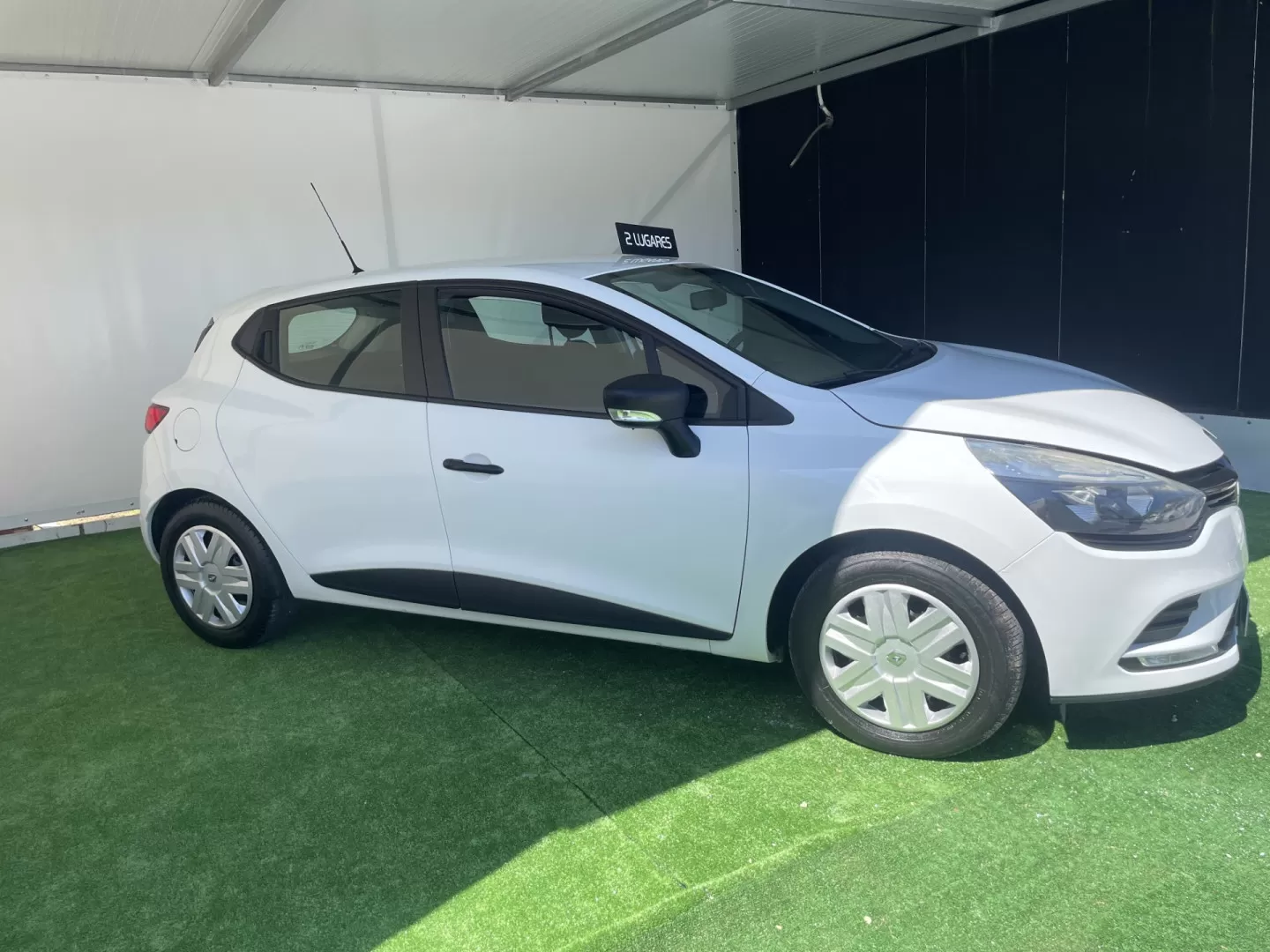 Renault  Clio - foto 2