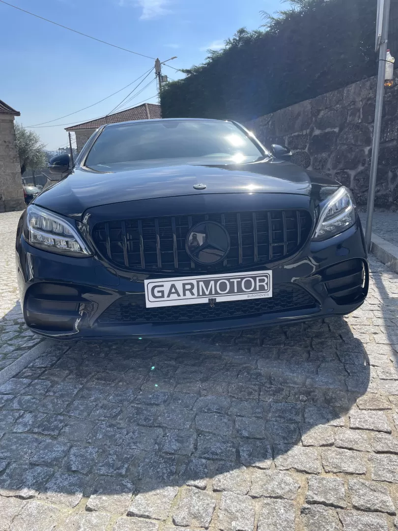 Mercedes-Benz C 300 de AMG Line