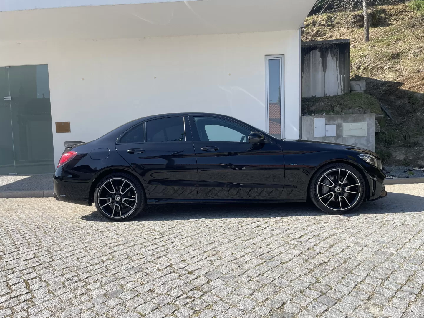 Mercedes-Benz C 300 de AMG Line - foto 4