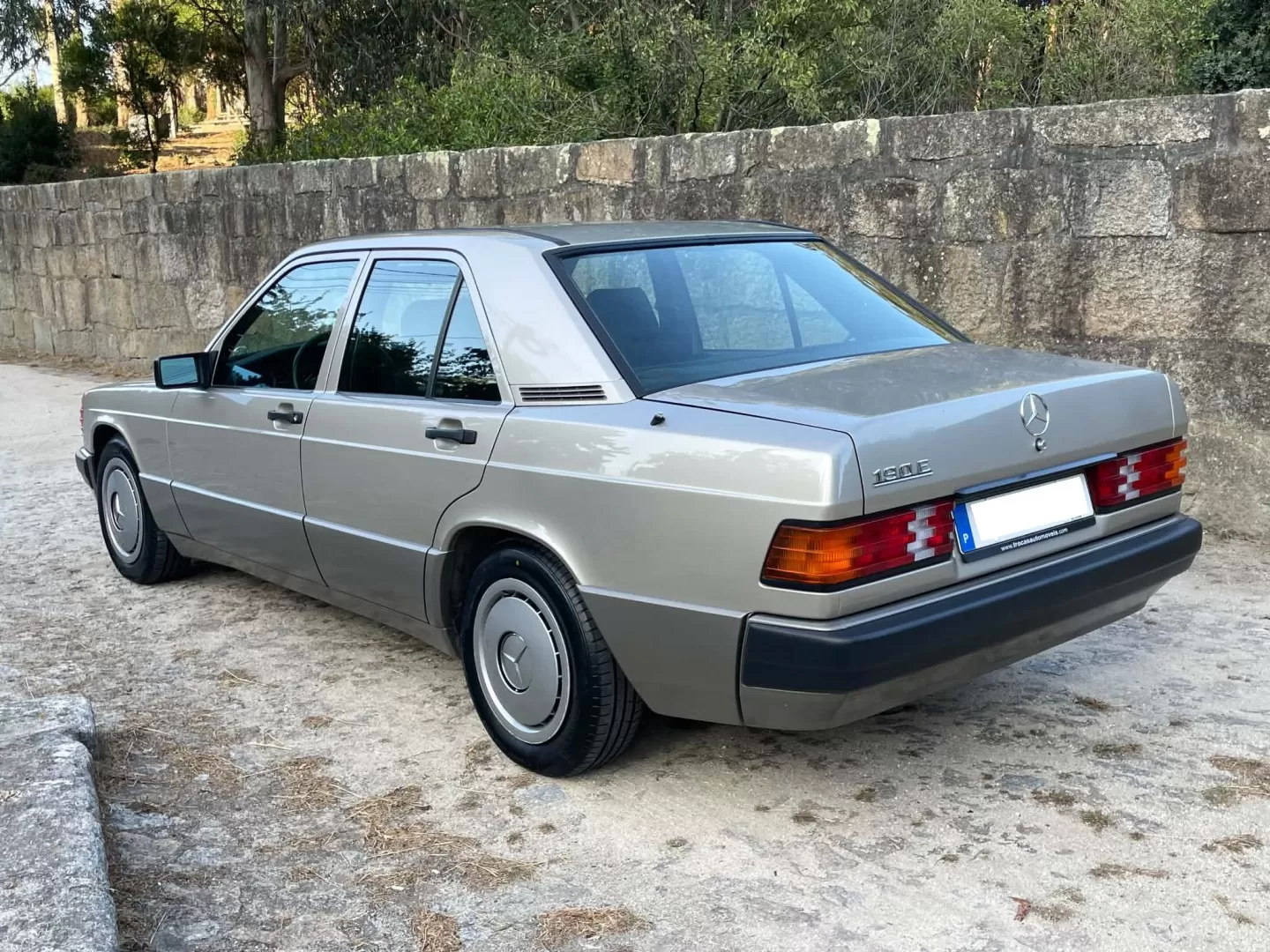 Mercedes-Benz 190 E - foto 6