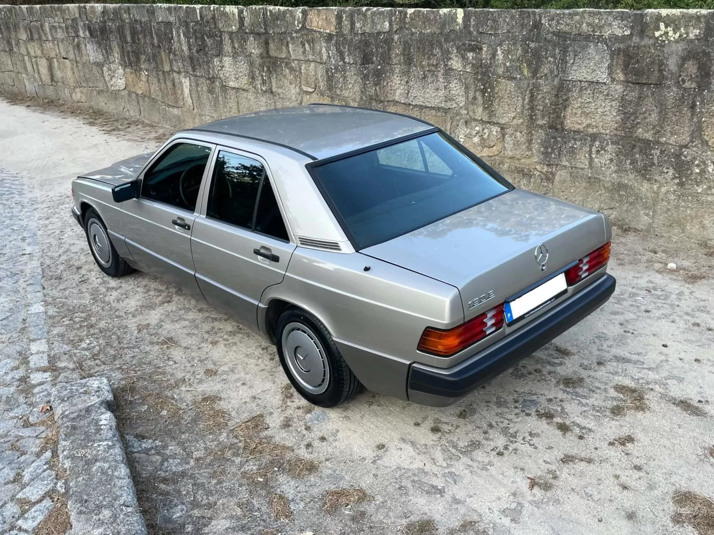 Mercedes-Benz 190 E - foto 8