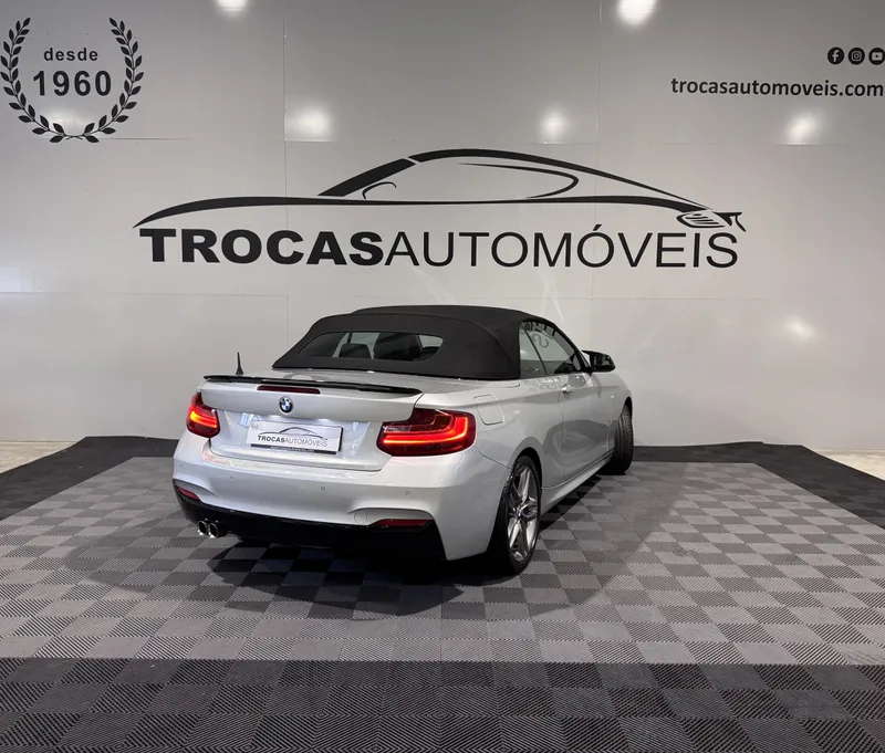 BMW 218 d Cabrio Pack M Auto - foto 7