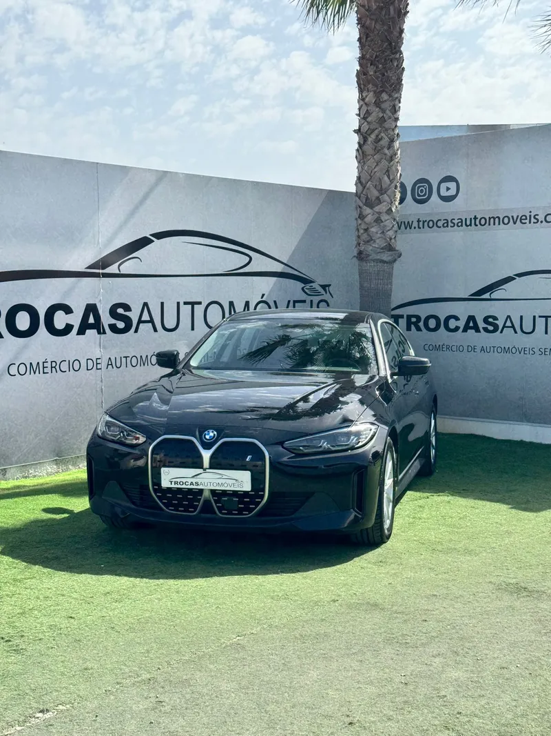 BMW i4 eDrive40 - foto 4