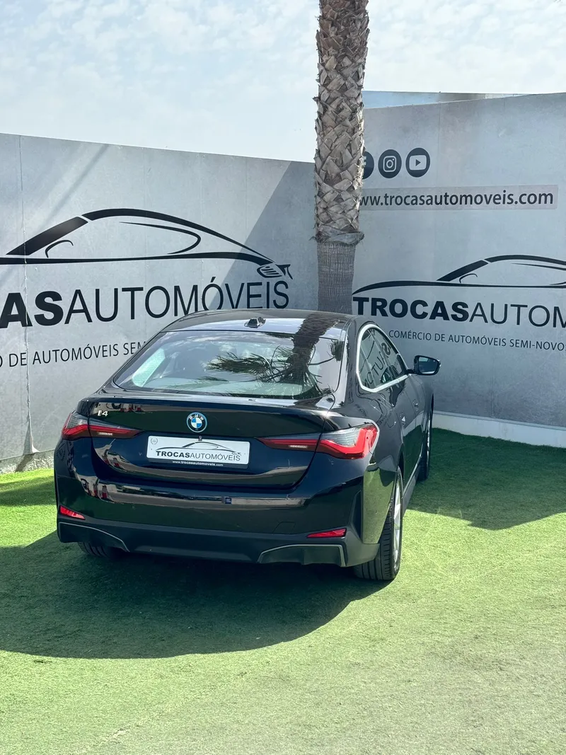 BMW i4 eDrive40 - foto 6