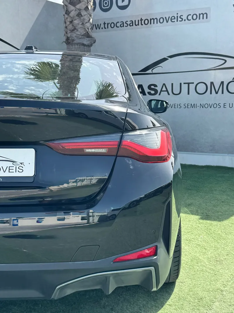BMW i4 eDrive40 - foto 8