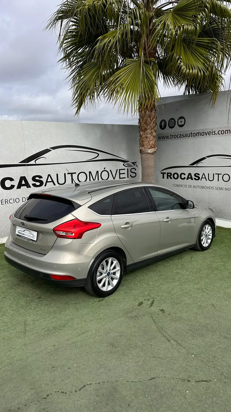 Ford Focus 1.0 EcoBoost Titanium Aut. - foto 3