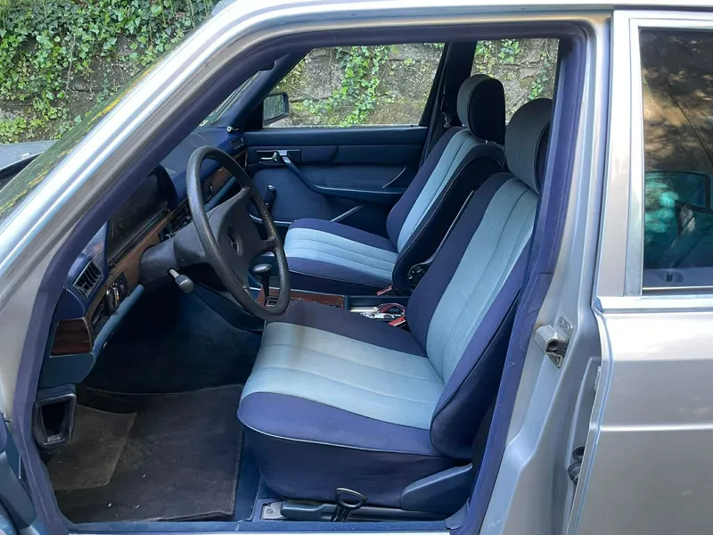 Mercedes-Benz 280 280 SE - foto 8