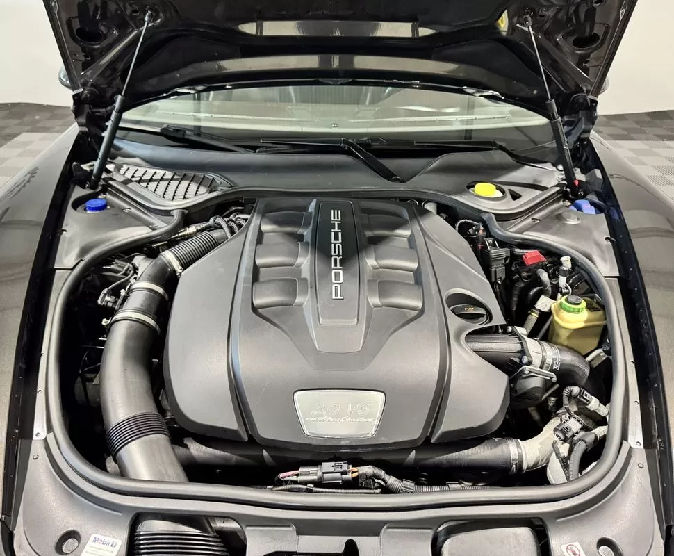 Porsche Panamera - foto 8