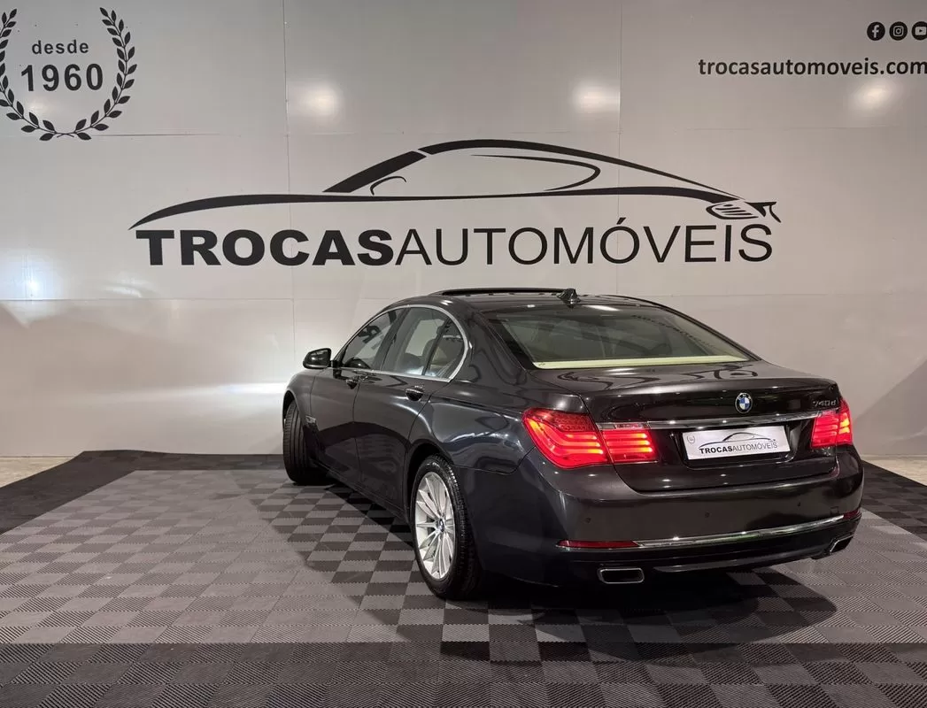 BMW 740 d - foto 6