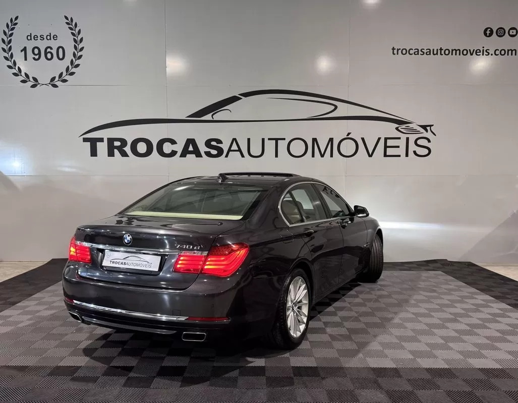 BMW 740 d - foto 7