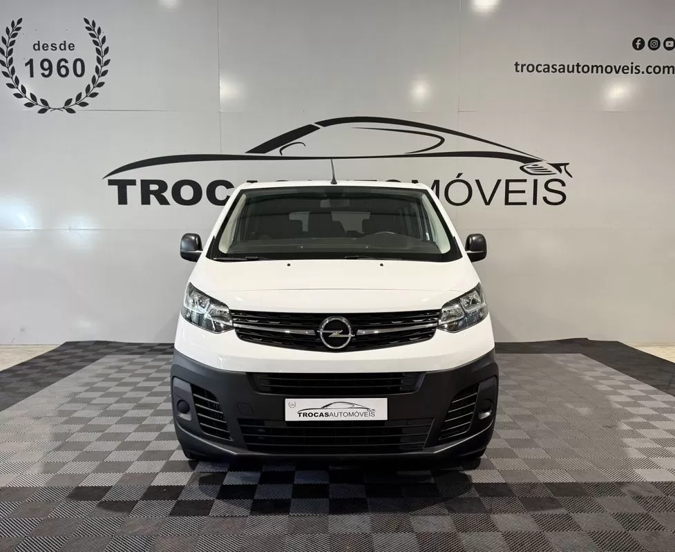 Opel Vivaro 1.5 CDTi L3H1 Essentia Inc - foto 2