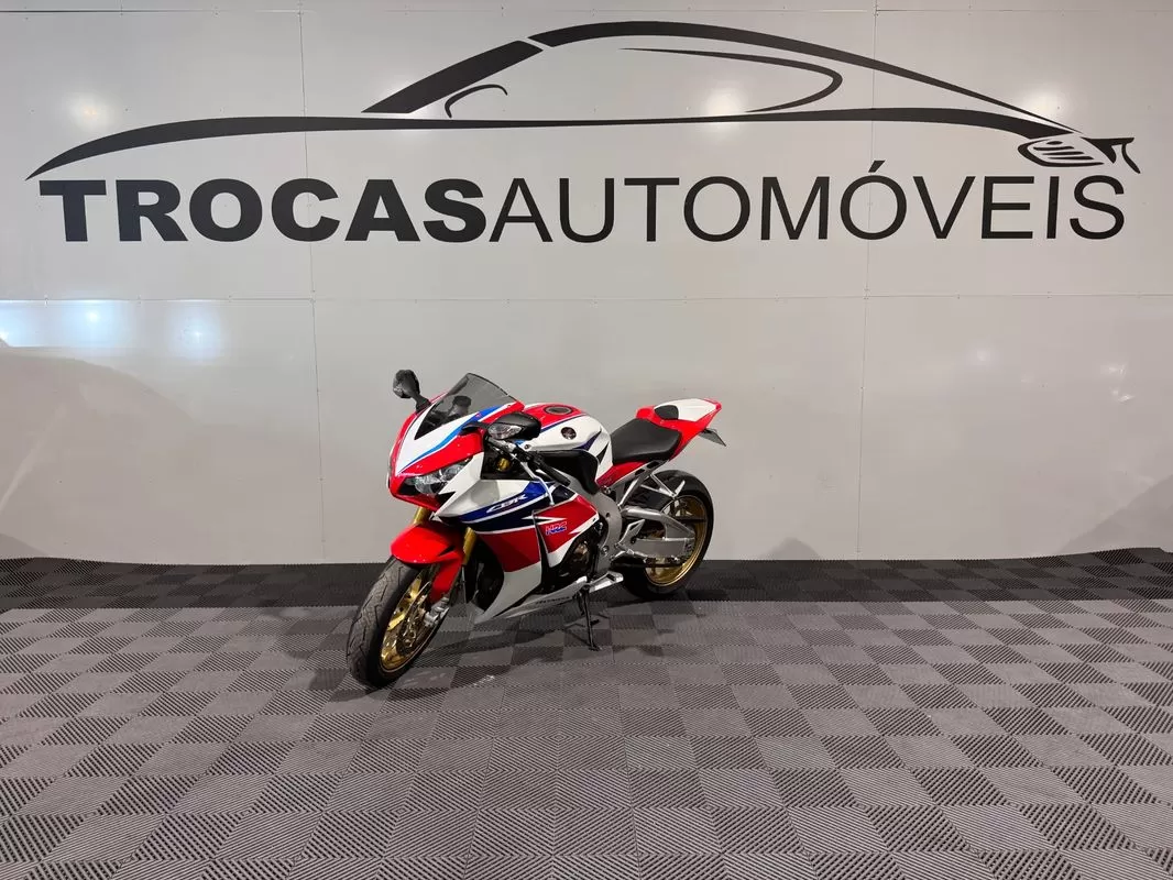 Honda CBR 1000 RR SP