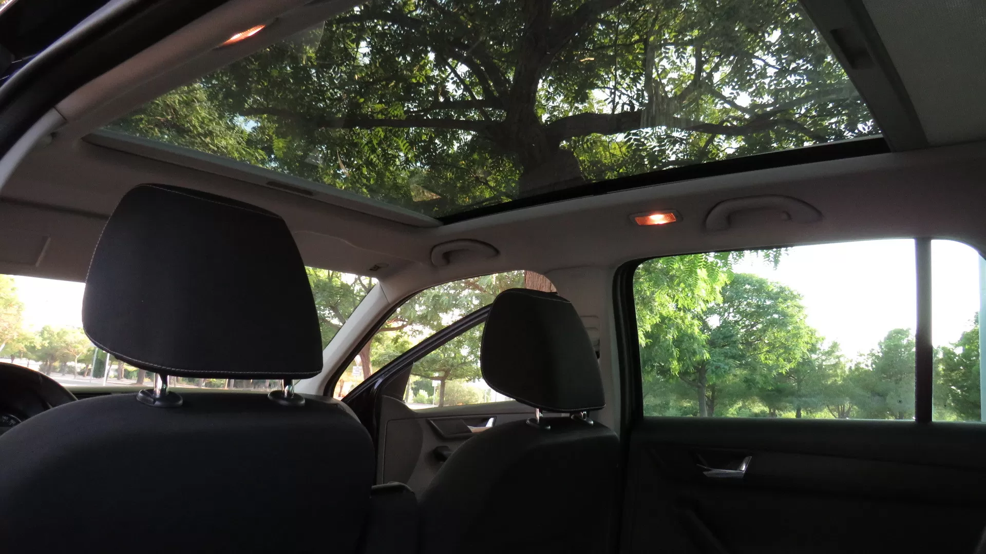Skoda Fabia Break 1.2 TSi Style DSG - foto 2