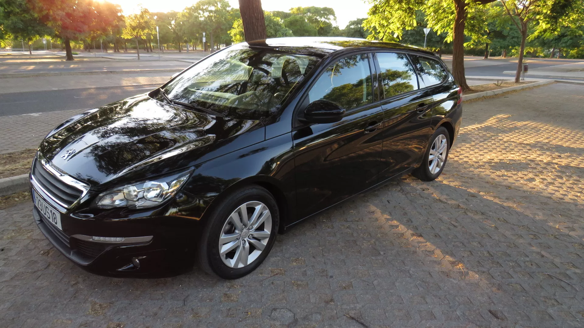 Peugeot 308 SW 1.6 HDI - foto 2