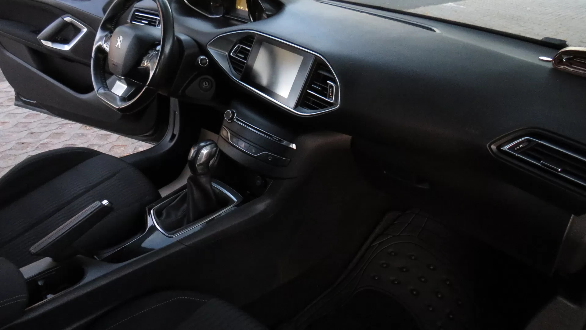 Peugeot 308 SW 1.6 HDI - foto 8