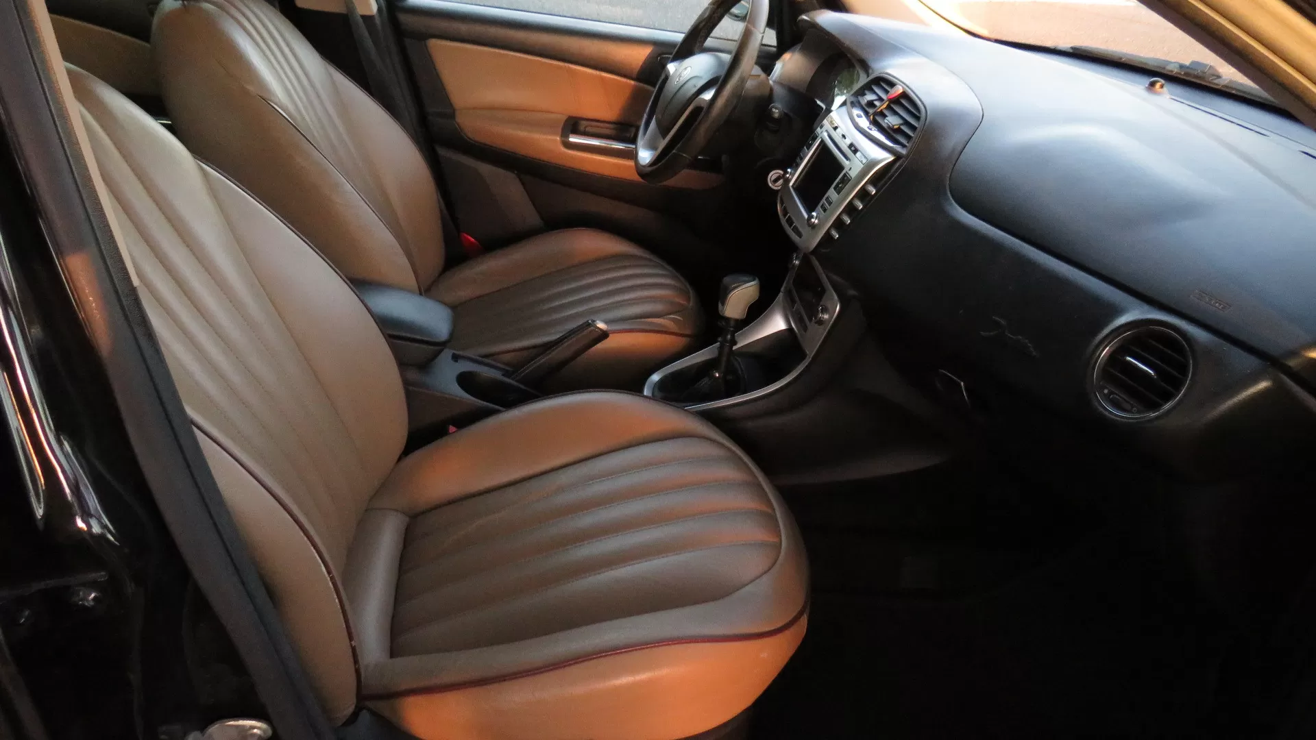 Lancia Delta 1.6 M-Jet Platino - foto 6