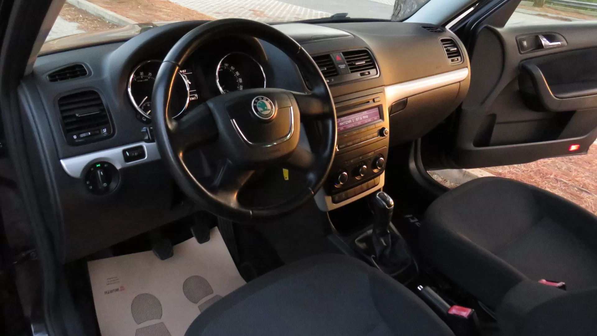 Skoda Yeti 1.6 TDi Ambition Greenline - foto 2
