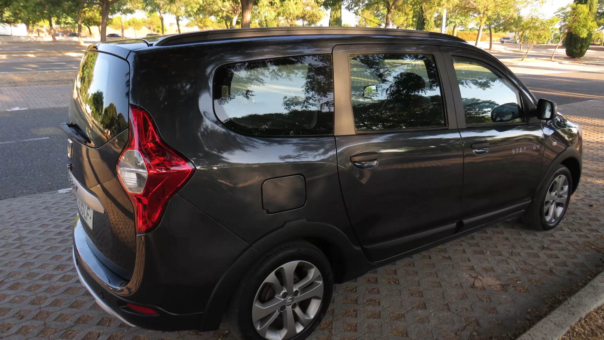 Dacia Lodgy 1.2 TCe - foto 6